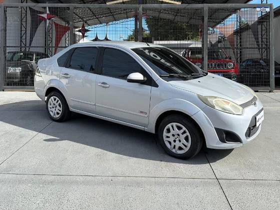 FORD FIESTA 1.6 SE SEDAN 16V FLEX 4P MANUAL